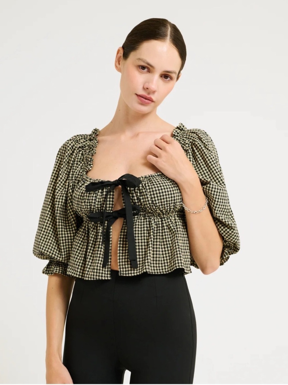 New Rumored Parton Puff-Sleeve Top
